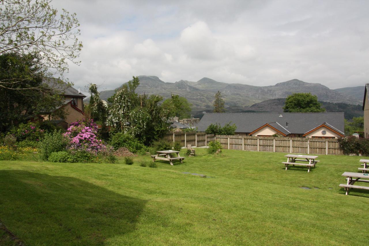 Y Pengwern Hotel Ffestiniog Bagian luar foto